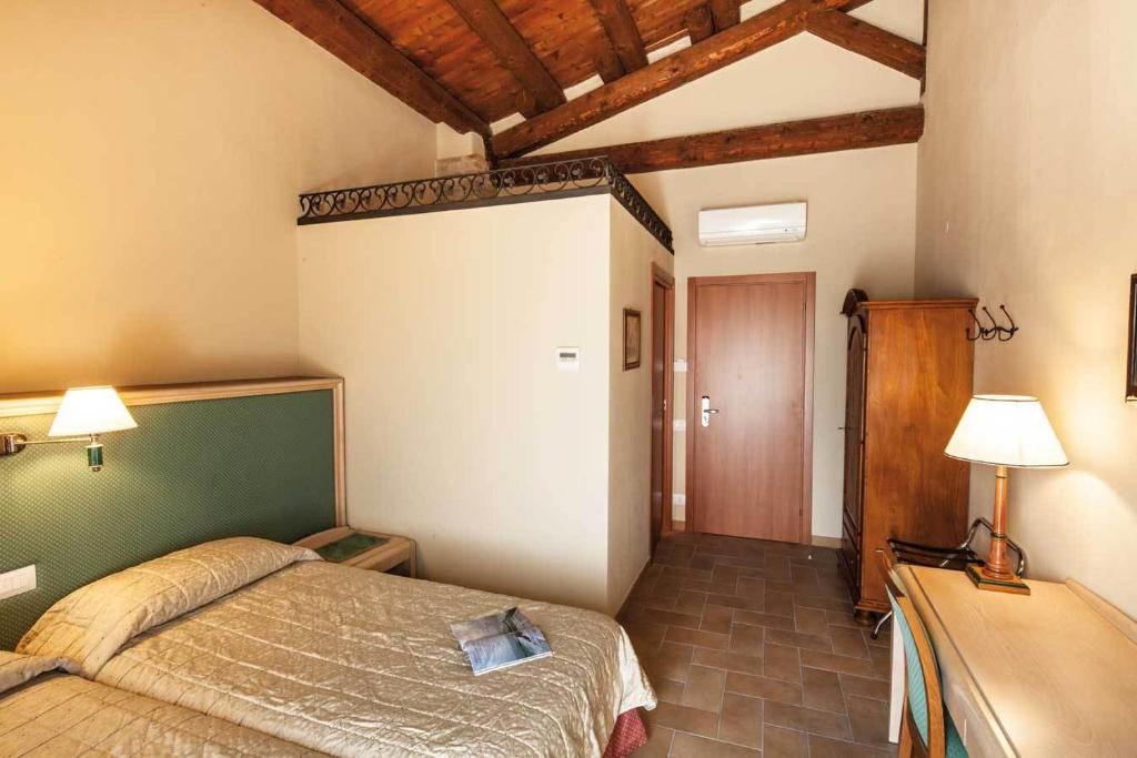 Hotel Residence Diamantina Ferrara Oda fotoğraf