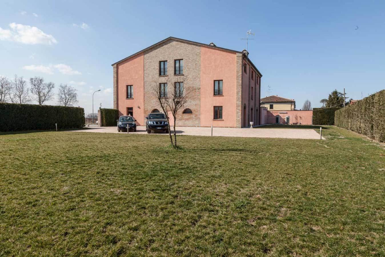 Hotel Residence Diamantina Ferrara Dış mekan fotoğraf